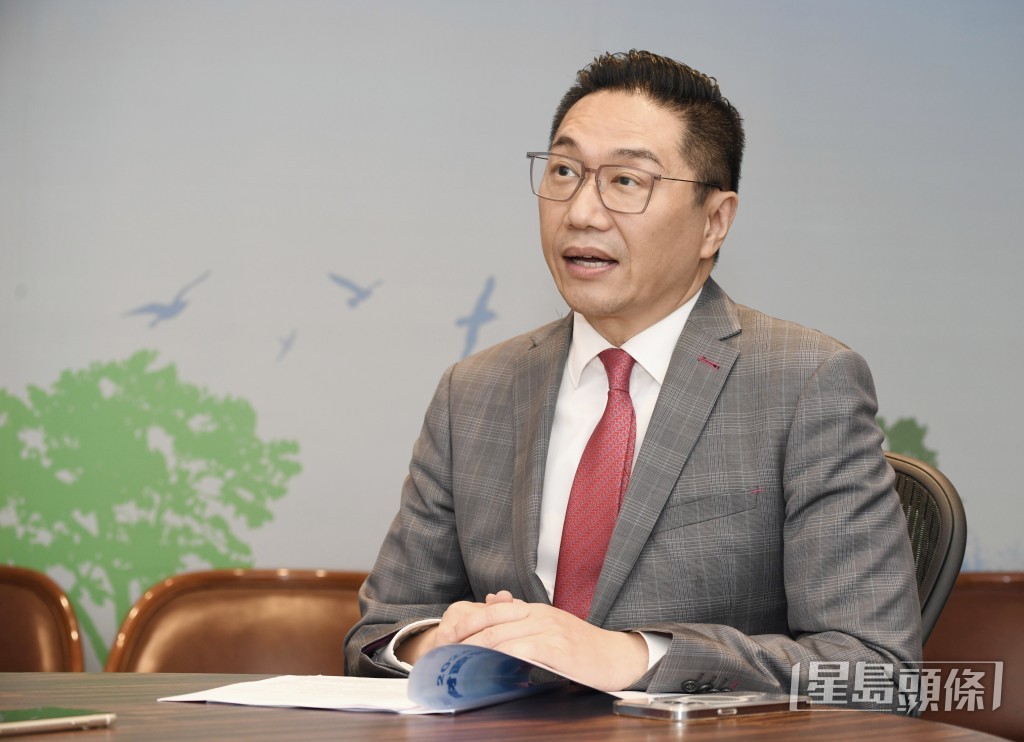 NE240201SHIU011_2__0.jpg